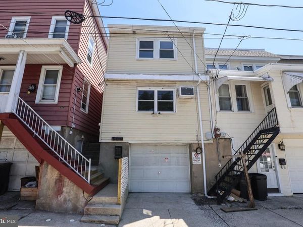 804 WATER STREET, POTTSVILLE, PA 17901