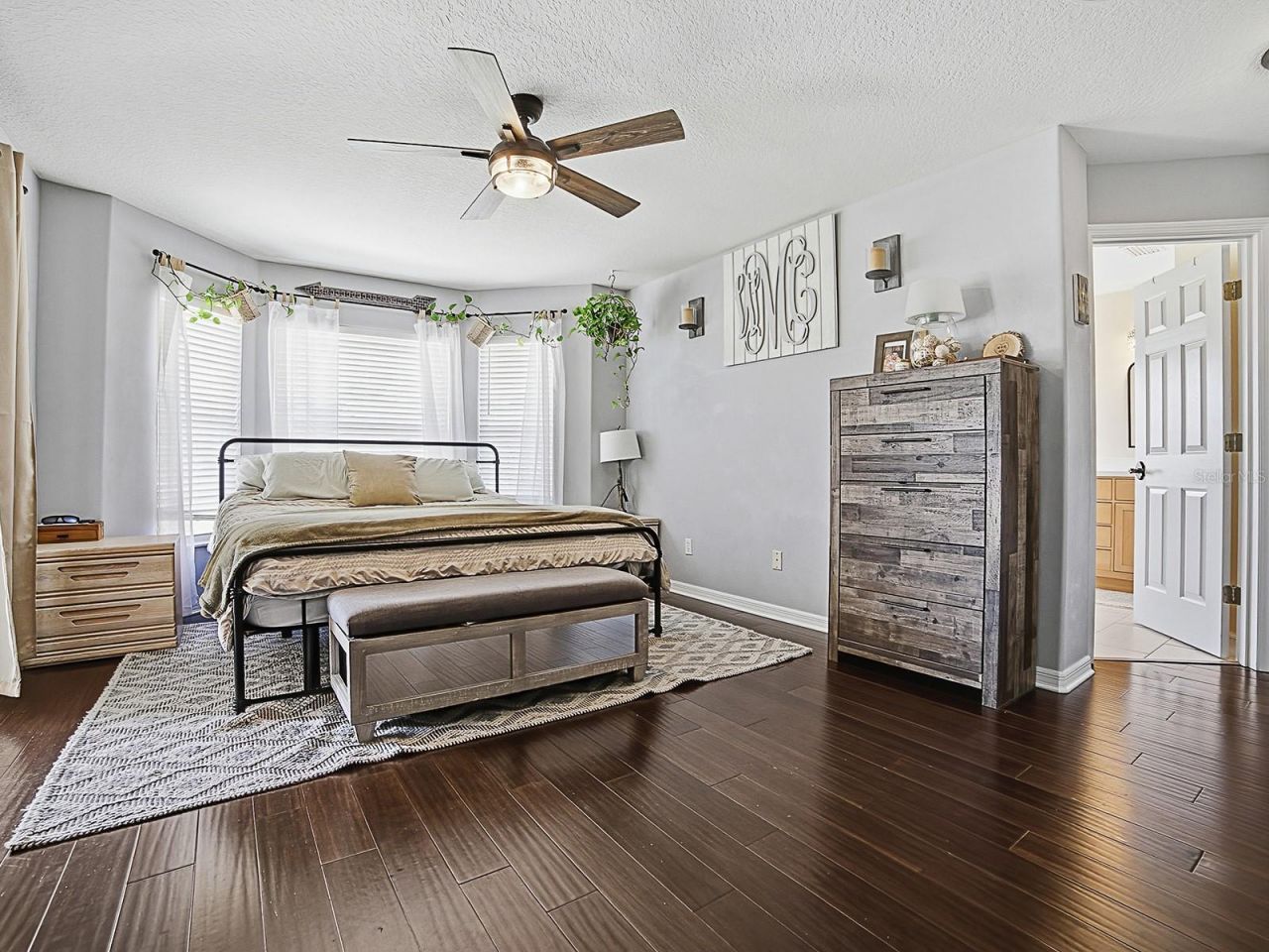 7817 Laurel View Drive , Mount Dora, FL 32757 Photo