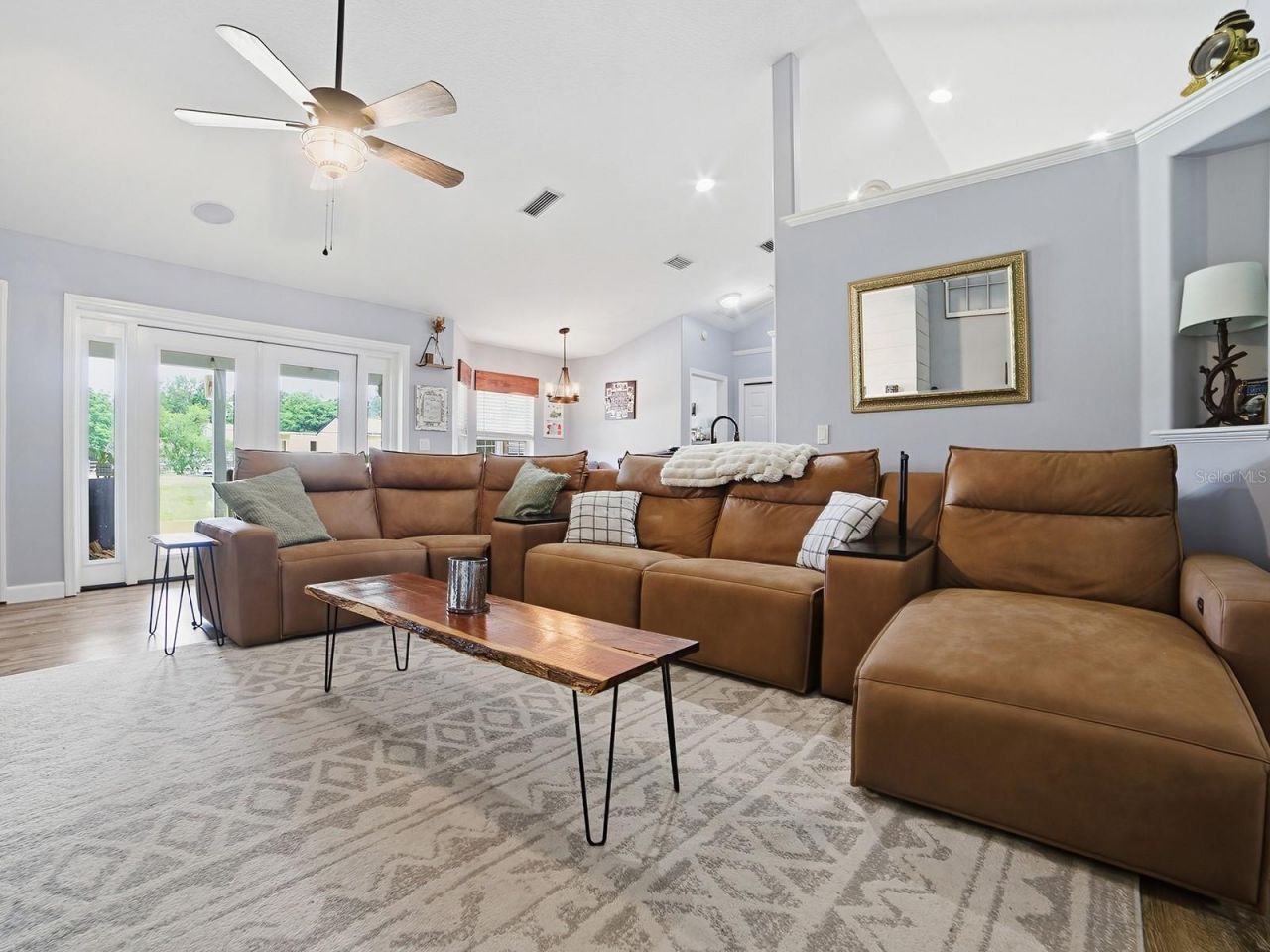 7817 Laurel View Drive , Mount Dora, FL 32757 Photo