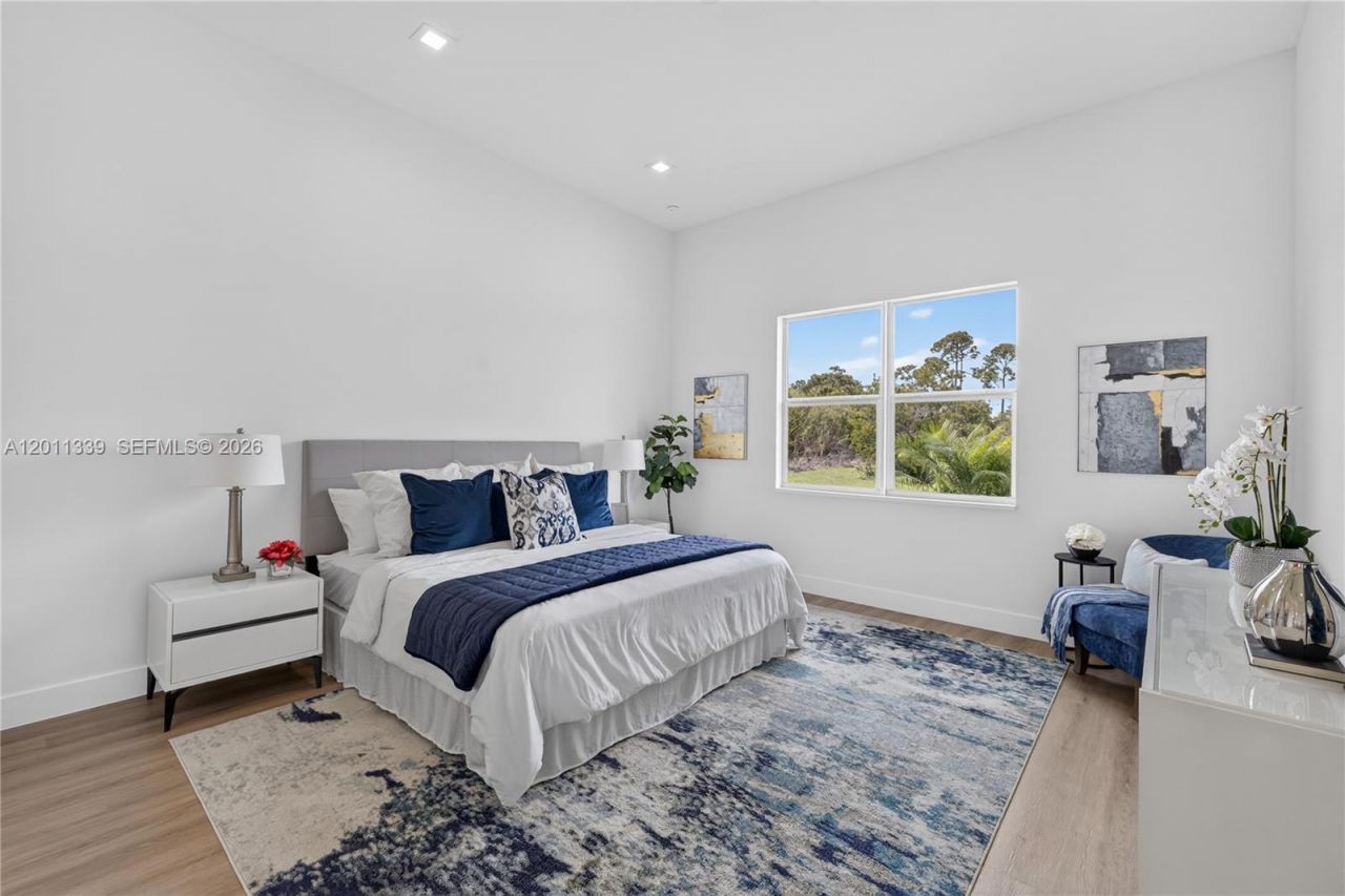 265 SE Via Sangro, Port Saint Lucie, FL 34952 Photo