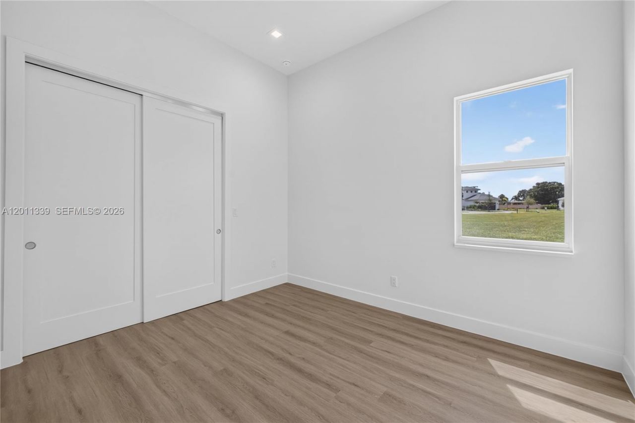 265 SE Via Sangro, Port Saint Lucie, FL 34952 Photo