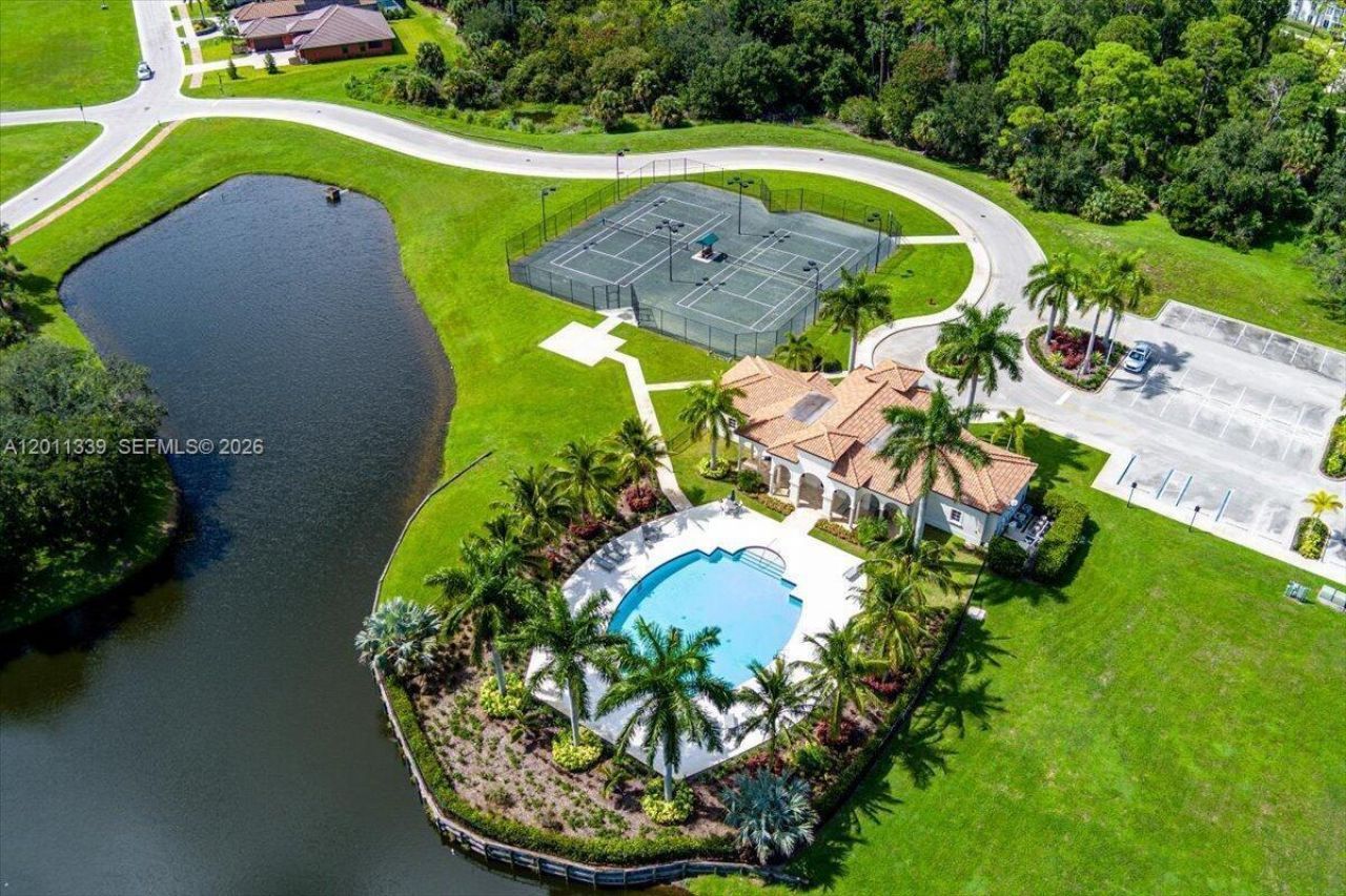 265 SE Via Sangro , Port Saint Lucie, FL 34952 Photo