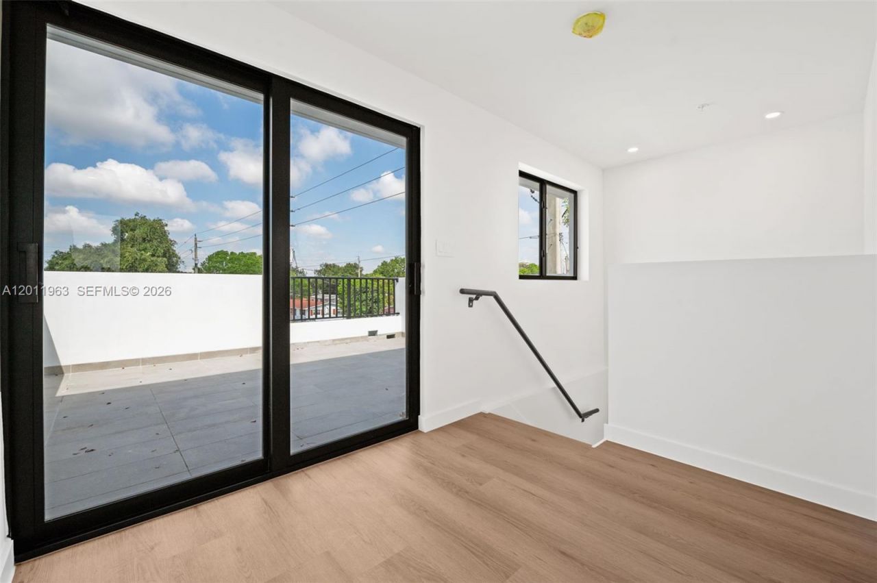 720 NW 55th Ter, Unit 720, Miami, FL 33127 Photo