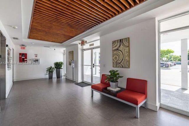 2850 S Douglas Rd , Coral Gables, FL 33134 Photo