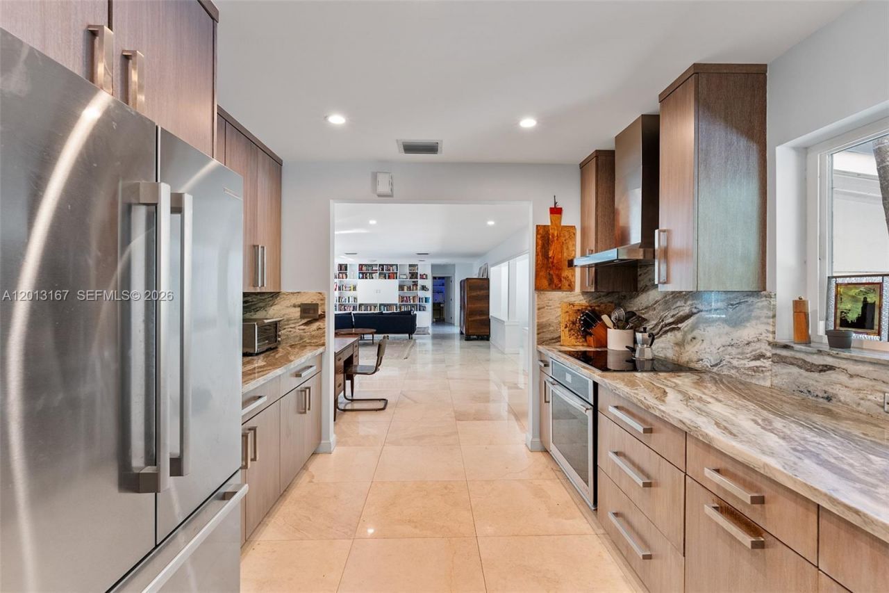 4510 Ingraham Hwy, Coral Gables, FL 33133 Photo