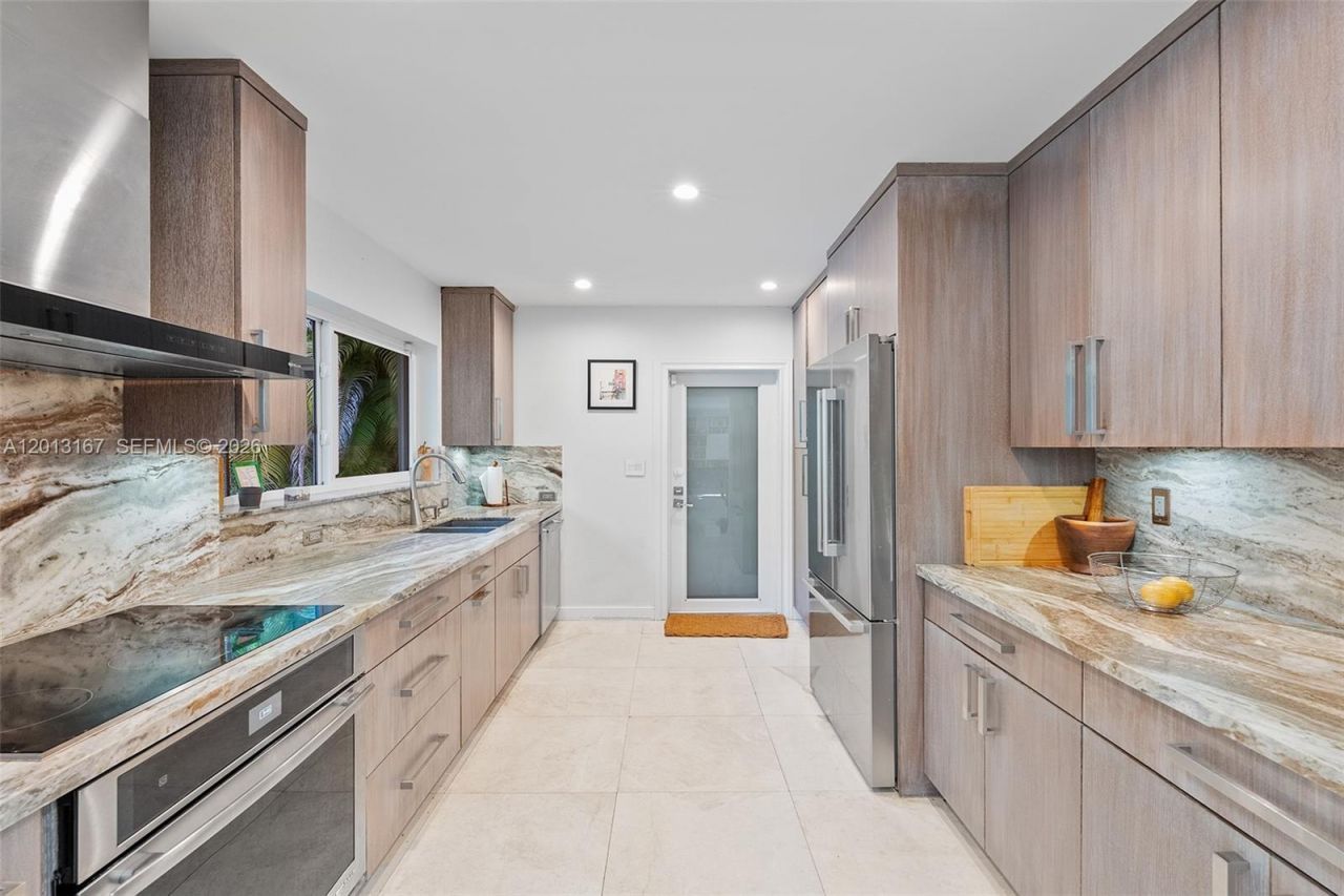 4510 Ingraham Hwy, Coral Gables, FL 33133 Photo