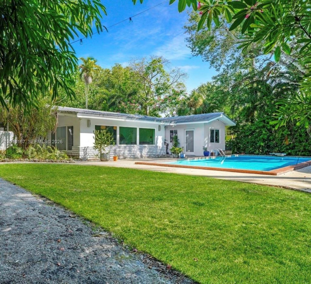 4510 Ingraham Hwy, Coral Gables, FL 33133 Photo