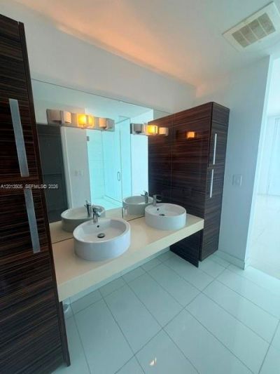 2020 N Bayshore Dr, Unit 3804, Miami, FL 33137 Photo