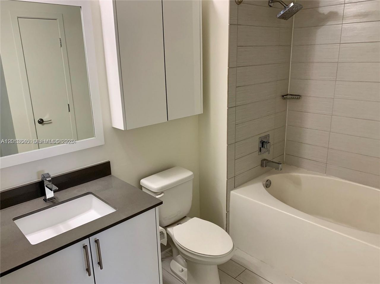 999 SW 1st Ave , Unit 2712, Miami, FL 33130 Photo