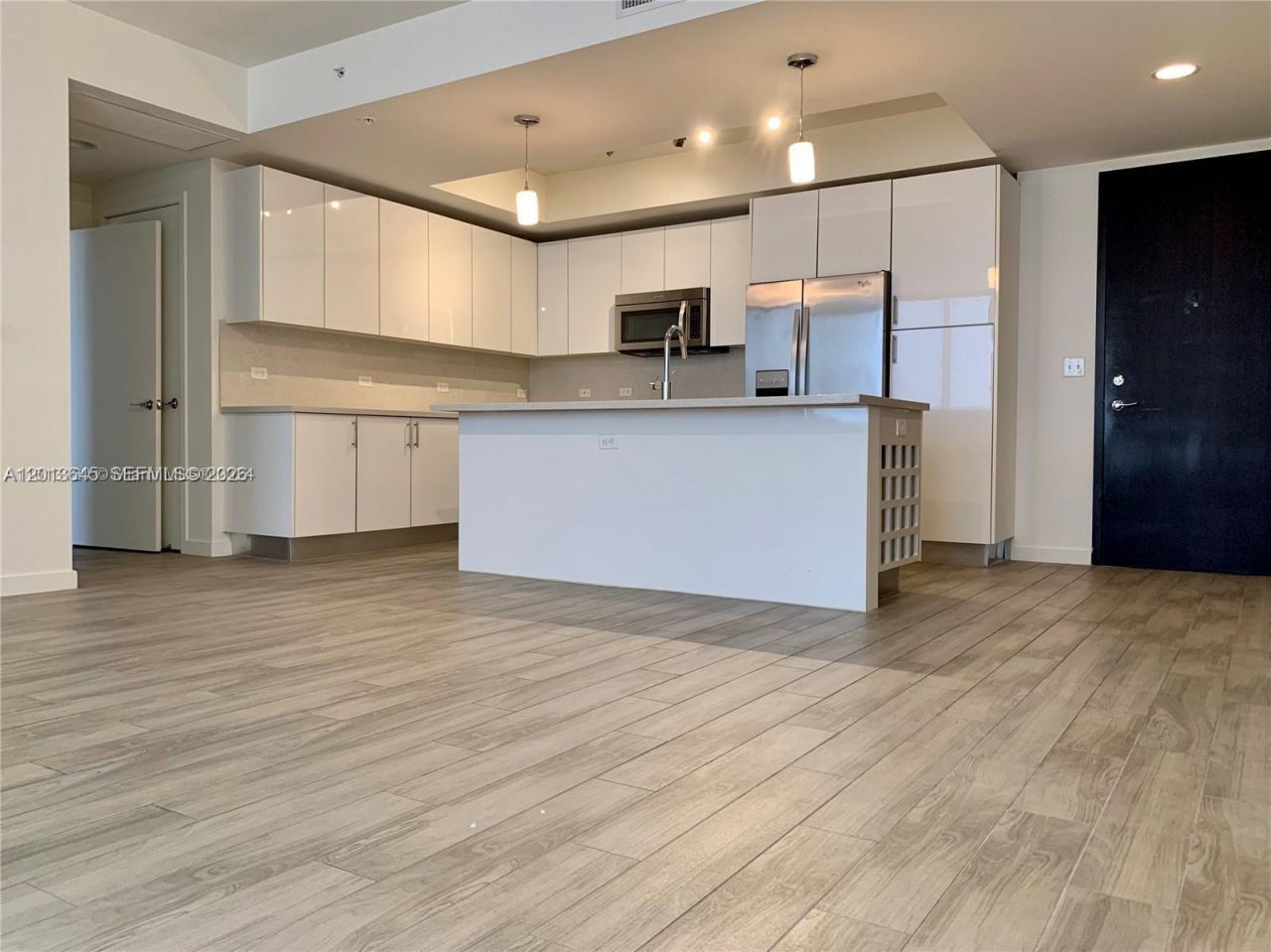 999 SW 1st Ave , Unit 2712, Miami, FL 33130 Photo