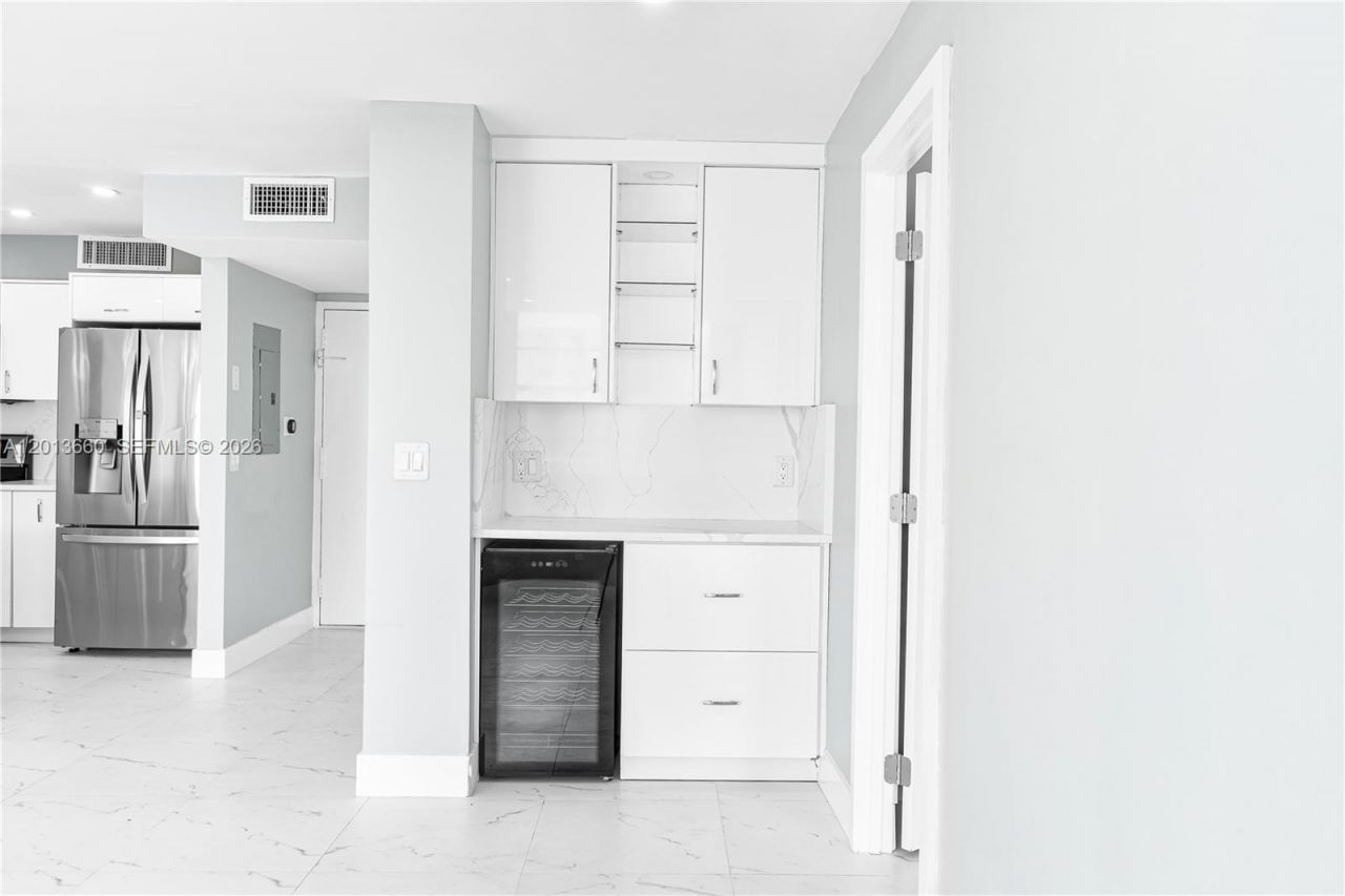 2851 NE 183rd St, Unit 1504E, Aventura, FL 33160 Photo
