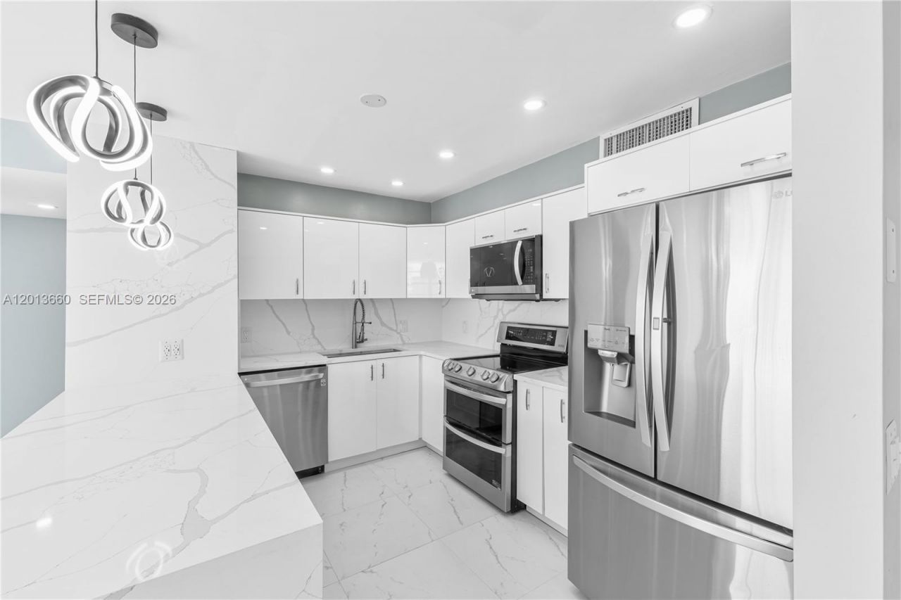 2851 NE 183rd St, Unit 1504E, Aventura, FL 33160 Photo