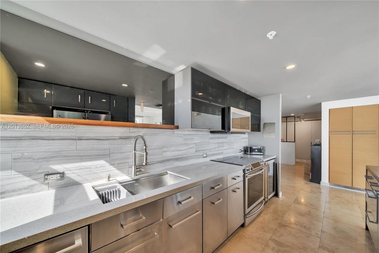 7929 West Dr, Unit 1501, North Bay Village, FL 33141 Photo