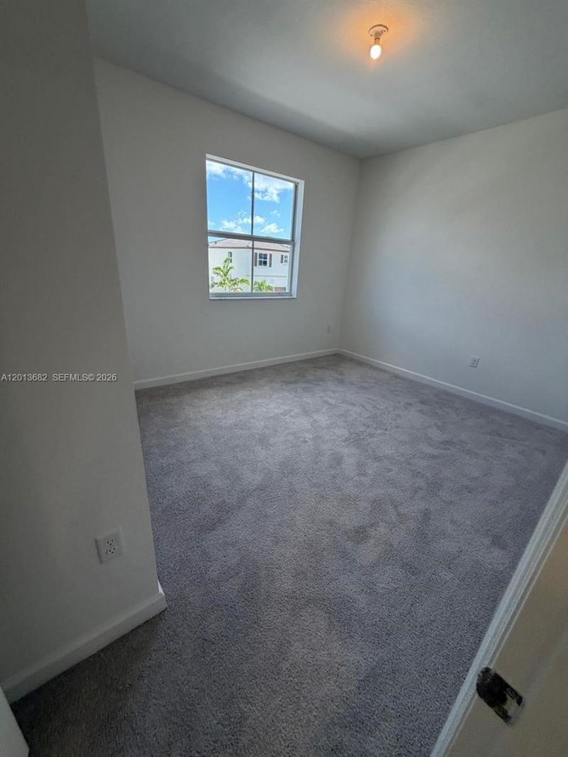 2740 SE 24th Ct, Unit 2740, Homestead, FL 33035 Photo