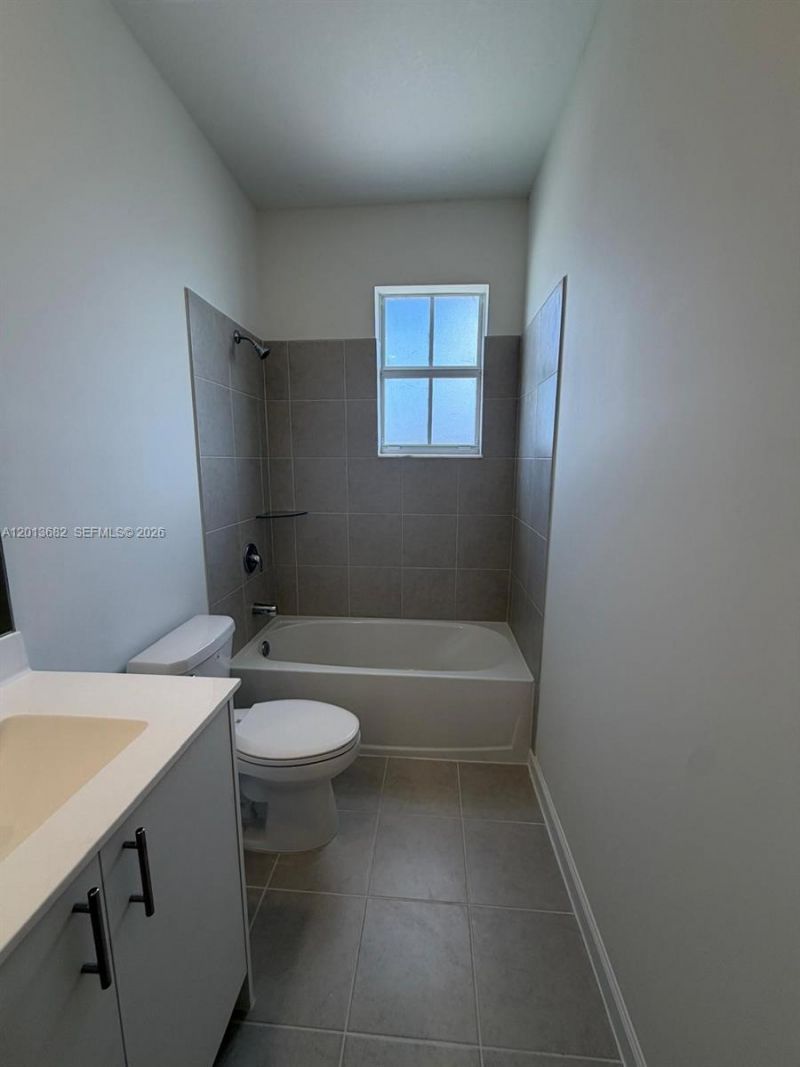 2740 SE 24th Ct, Unit 2740, Homestead, FL 33035 Photo