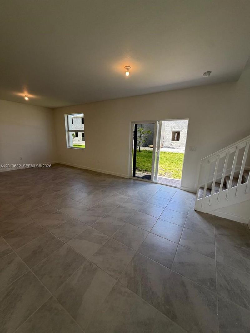 2740 SE 24th Ct, Unit 2740, Homestead, FL 33035 Photo