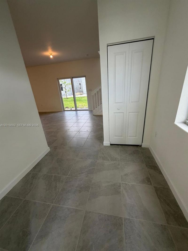 2740 SE 24th Ct, Unit 2740, Homestead, FL 33035 Photo