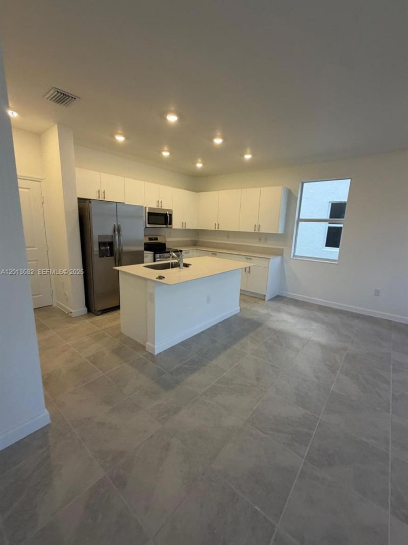 2740 SE 24th Ct, Unit 2740, Homestead, FL 33035 Photo