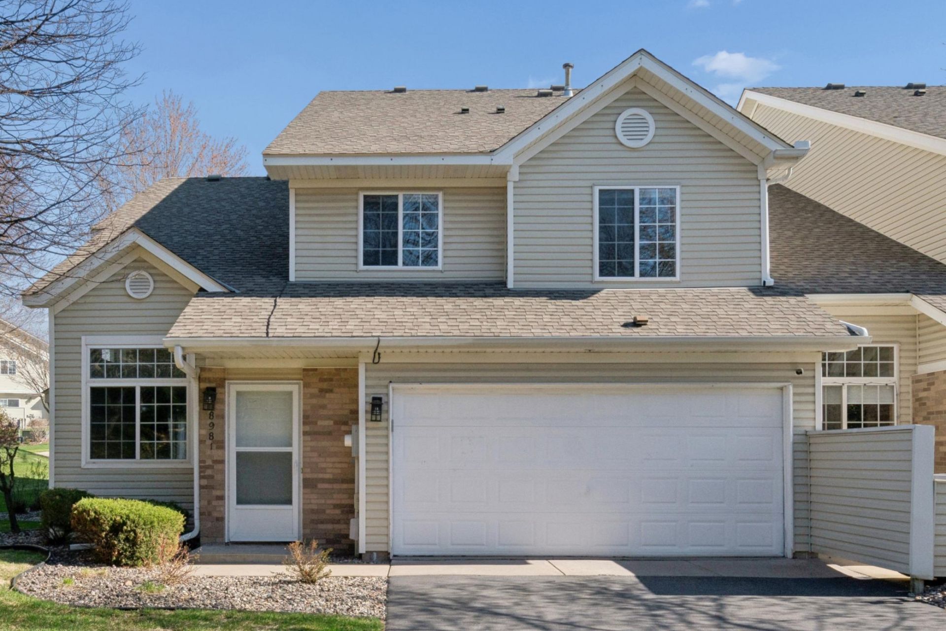 8981 Spring Lane, Woodbury, MN 55125 Main Photo