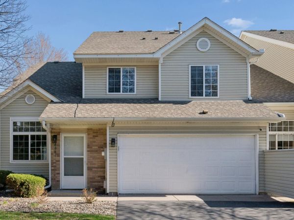 8981 Spring Lane, Woodbury, MN 55125