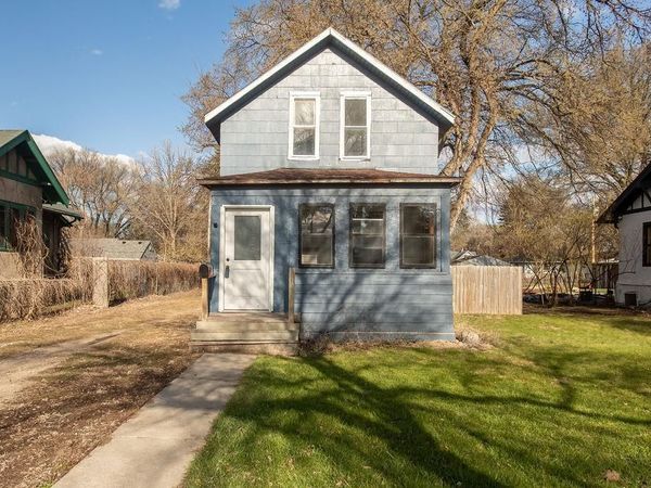 316 11th Street N, Moorhead, MN 56560