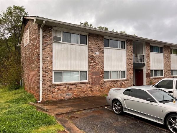 634 Jolly Avenue S , Clarkston, GA 30021