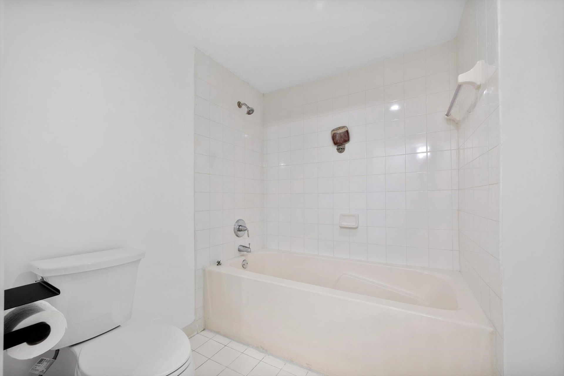 7270 SW 88th Street, Unit B203, Miami, FL 33156 Photo