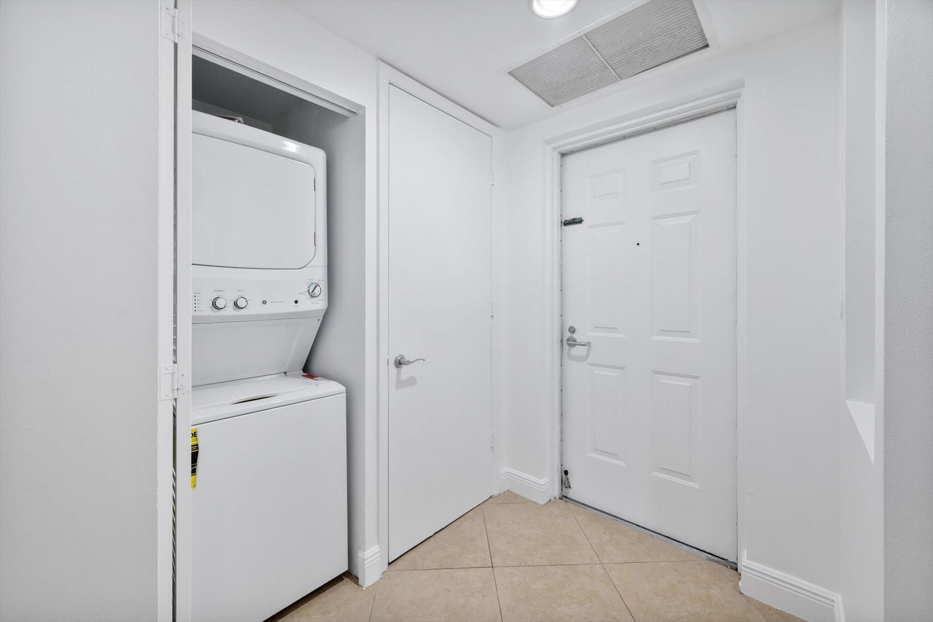 7270 SW 88th Street, Unit B203, Miami, FL 33156 Photo