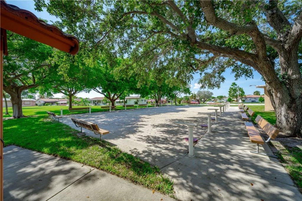 4401 NW 47th Street, Tamarac, FL 33319 Photo