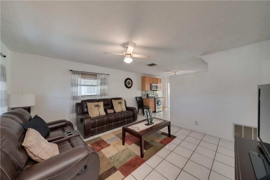4401 NW 47th Street, Tamarac, FL 33319 Photo