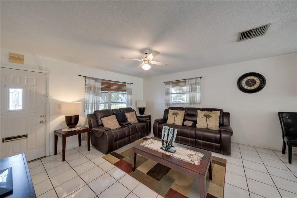 4401 NW 47th Street, Tamarac, FL 33319 Photo