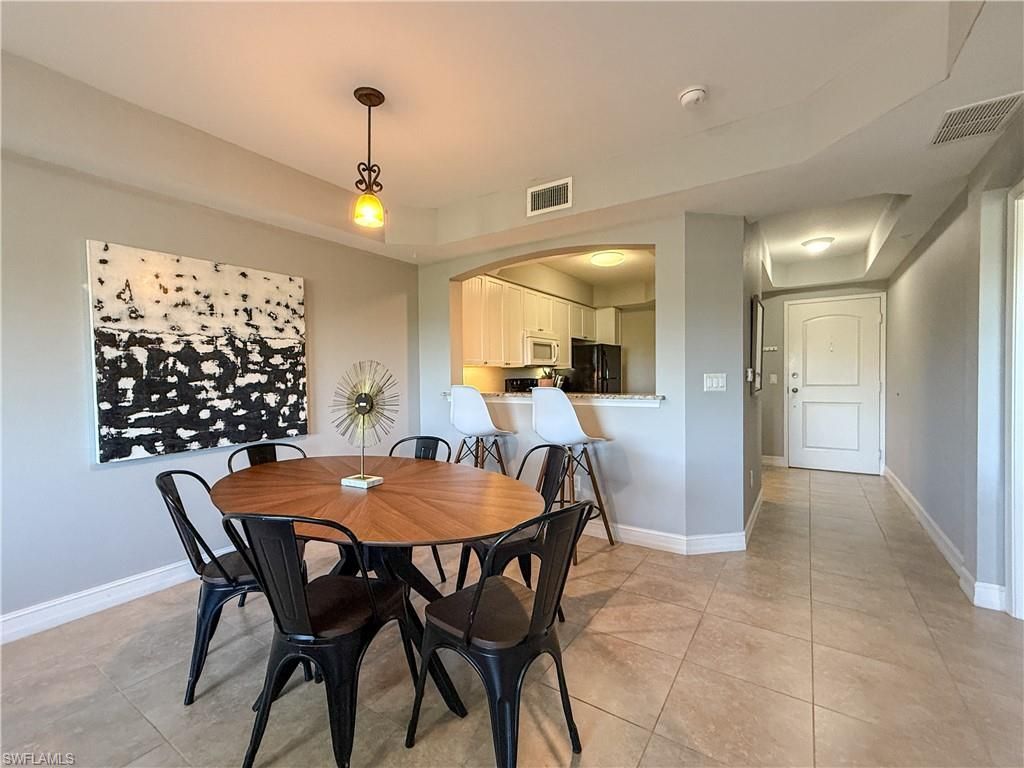 1100 Pine Ridge Rd , Unit B405, Naples, FL 34108 Photo