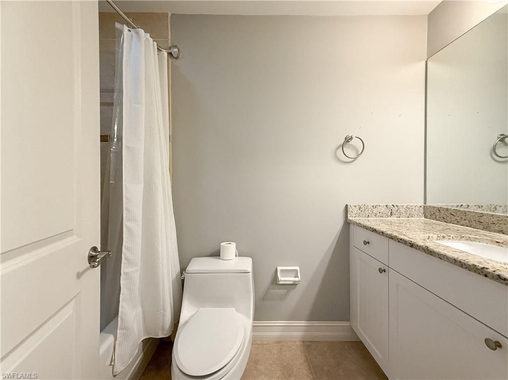 1100 Pine Ridge Rd , Unit B405, Naples, FL 34108 Photo