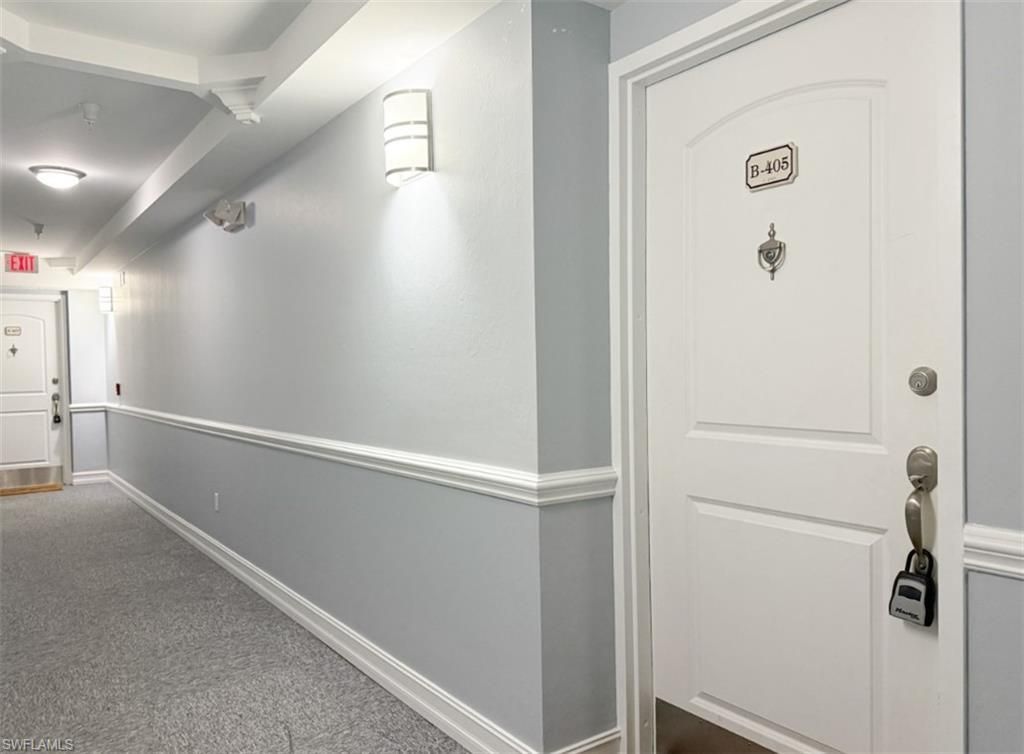 1100 Pine Ridge Rd , Unit B405, Naples, FL 34108 Photo