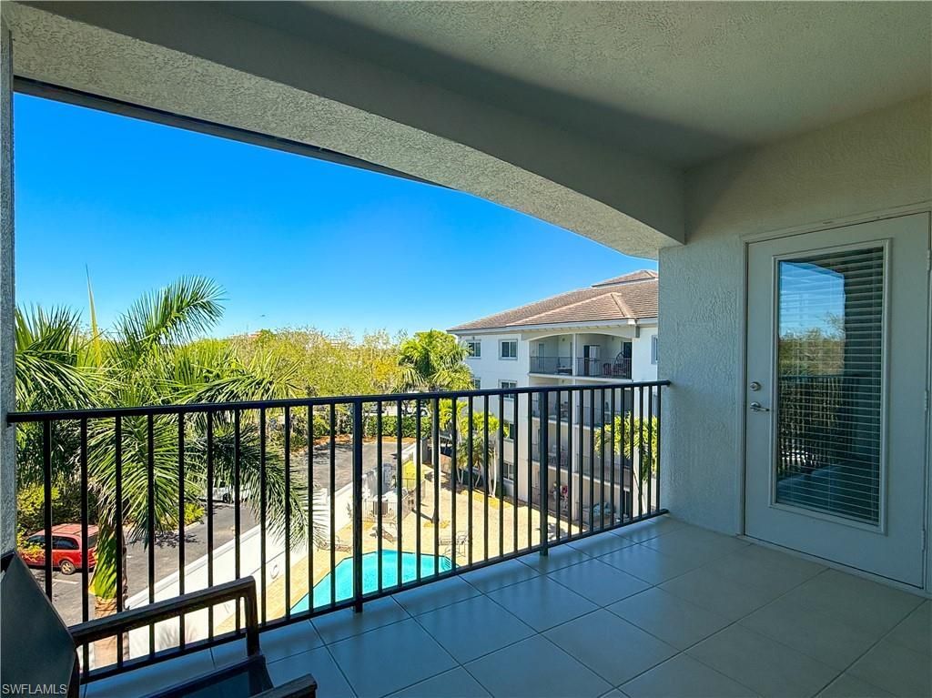 1100 Pine Ridge Rd , Unit B405, Naples, FL 34108 Photo