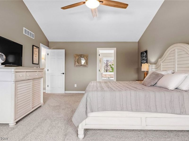 2886 Parnham Drive , Medina, OH 44256 Photo 17