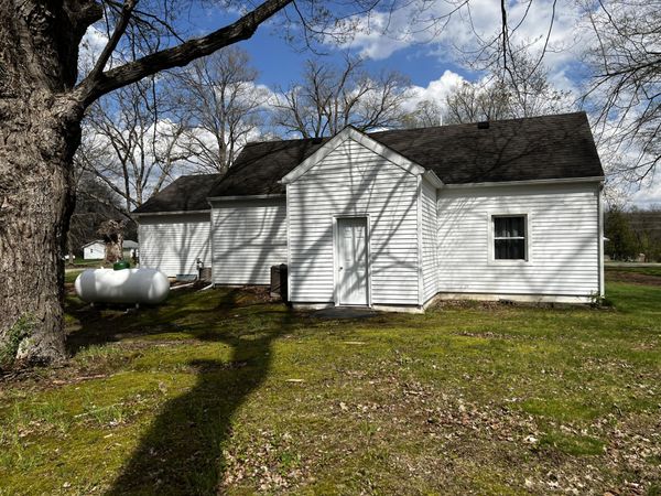 8768 Jerome Road N, Jerome, MI 49249