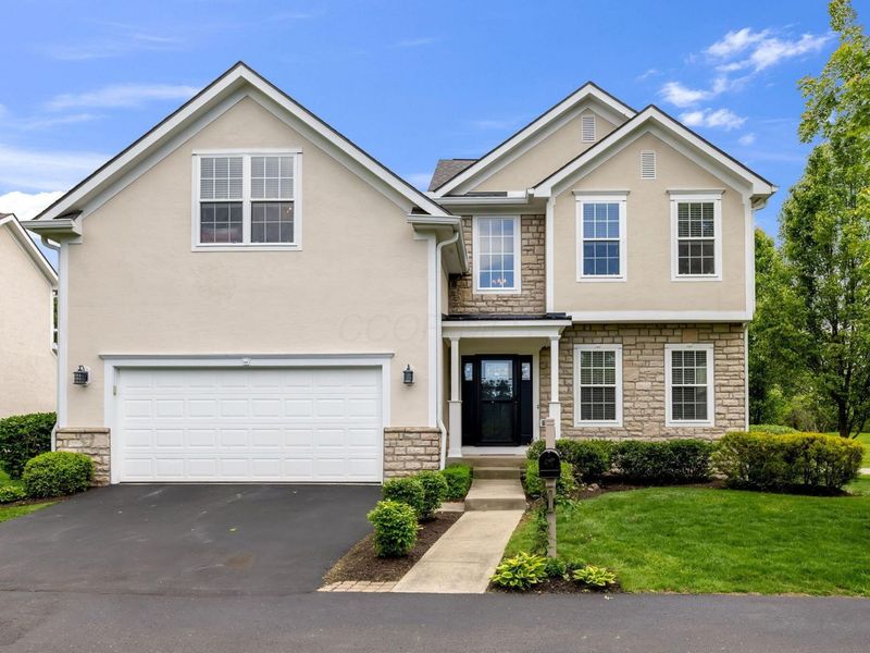6951 Rochelle Lane, Blacklick, OH 43004 Photo 2