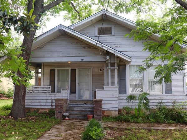 210 E Roberts Street, Gorman, TX 76454
