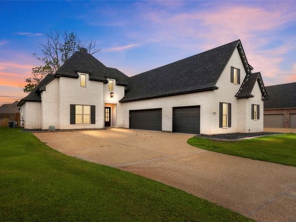 265 Poydras Avenue, Bossier City, LA 71111