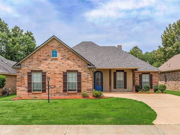 1110 Laurel Creek Drive , Shreveport, LA 71106