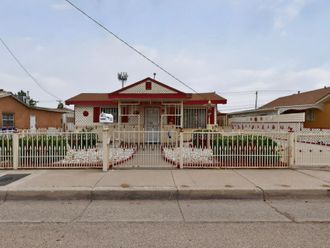 122 46th Street SW Albuquerque, NM 87105