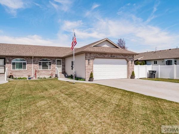 3729 E Heartland Circle, AMMON, ID 83406