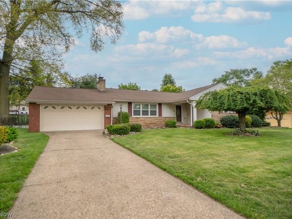 1718 Dexter Road NE, Massillon, OH 44646
