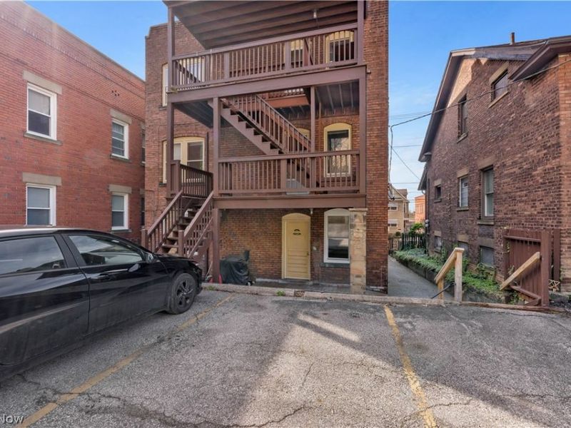 2197 Murray Hill Road, Cleveland, OH 44106 Photo 22