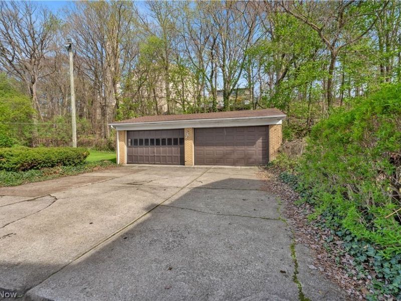 2197 Murray Hill Road, Cleveland, OH 44106 Photo 44