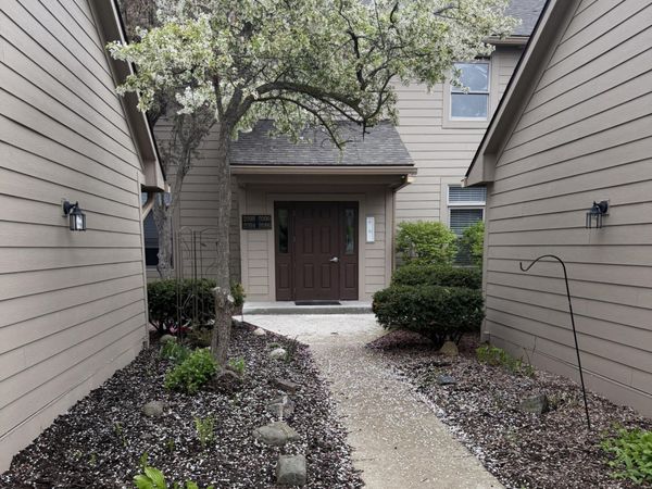 2098 Bent Trail Court, Ann Arbor, MI 48108