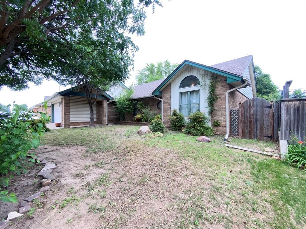 325 E Grand Teton Court, Yukon, OK 73099 Main Photo