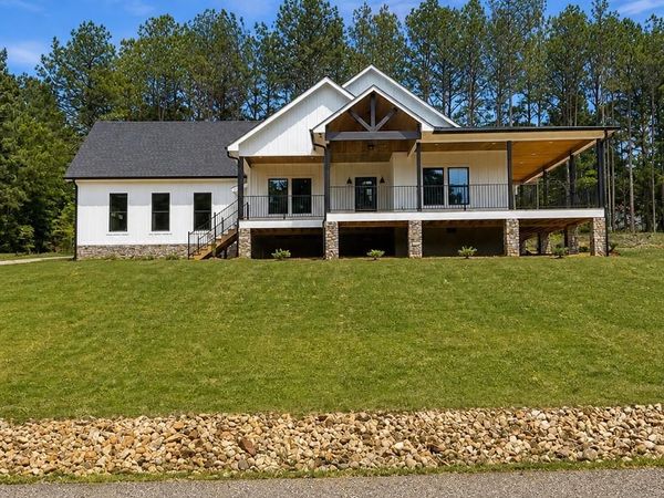 136 County Road 692, Cedar Bluff, AL 35959