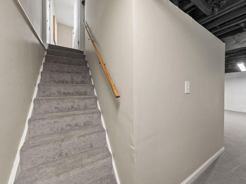 81 W Lakeview Avenue W, Columbus, OH 43202 Photo 30